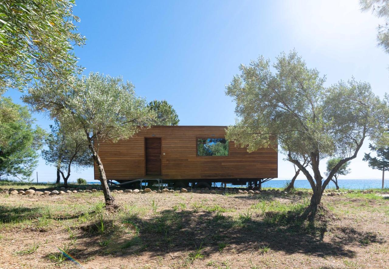 Ihouse Nea Skioni Exterior photo